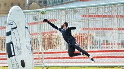 جنش يشارك كلاعب في التدريبات الجماعية للزمالك