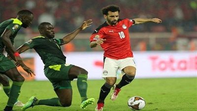 النيران الصديقة تهدي مصر التقدم ضد السنغال في تصفيات كأس العالم