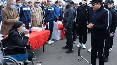 هدية الرئيس.. توزيع 6 آلاف كرتونة مواد غذائية بالساحل وروض الفرج