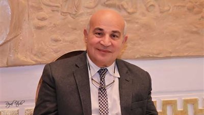 نبيل الجمل: المشكلة الأساسية للشهر العقاري تتمثل فى الأماكن غير الآدمية