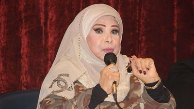 بالصور.. مديحة حمدي تنظم اللقاء الثقافي الثالث على مسرح سينما الحضارة بمناسبة عيد الشرطة