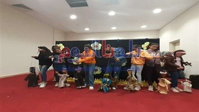 مسرح الدُّمى..  أطفال ينسجون خيوط الفرح داخل معرض الكتاب