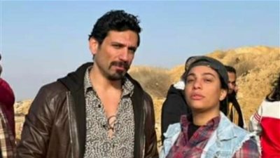 دنيا سامي تروج لشخصيتها في مسلسل 