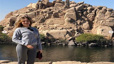 رحمة حسن تسترجع ذكريات 