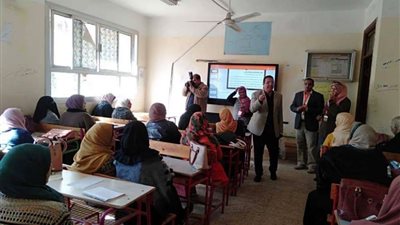 إدارة طوخ تعقد محاضرات بالمدارس لتوضيح رؤية مصر 2030