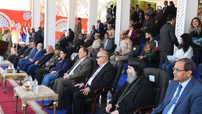 بحضور وزيرة التضامن.. محافظ قنا يشارك في إحتفالية 