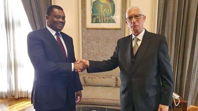 نائب وزير الخارجية يستقبل رئيس الجمعية الوطنية الكينية