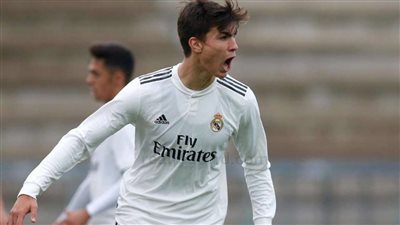 لاعب ريال مدريد يتعرض للإصابة بالرباط الصليبي