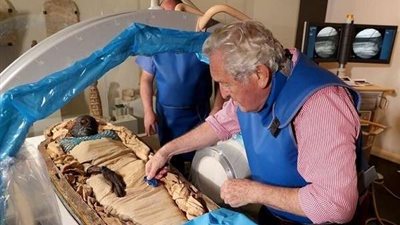 تعرضت للطعن حتى الموت.. دراسة تكشف سر وفاة مومياء 