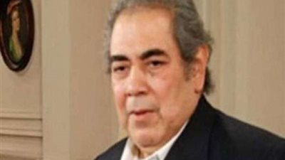 بكلمات مؤثرة.. صبري عبد المنعم ينعي وفاة صديق عمره الفنان عهدي صادق