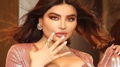 إنجي خوري عارية في غرفة النوم.. وتعلق: 