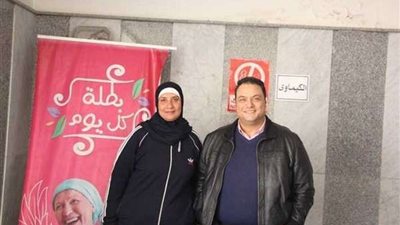 بالصور.. مراد مكرم يزور المعهد القومي للأورام