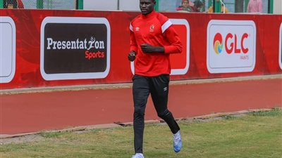 محمد فاروق: 