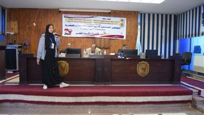 جامعة سوهاج تحصد المركز الأول بمسابقة الشعر بالملتقى الصيدلي الثاني