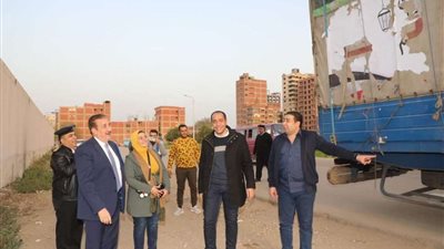 محافظ المنوفية يتفقد قطار 