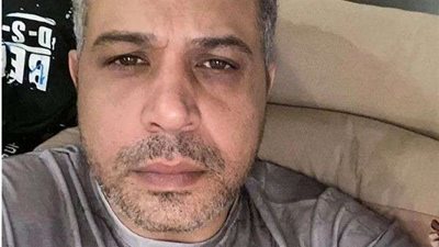 الموت يفجع الفنان مصطفى درويش