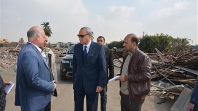 محافظ القليوبية يشن حملة على البناء المخالف بشبرا