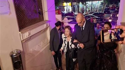 ليلى طاهر تكشف حزنها من جملة أسير على عكاز (فيديو)