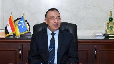 محافظ الإسكندرية يوجه الأجهزة التنفيذية للمحافظة برصد تبعات 