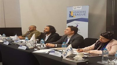 4 طلاب بجامعة سوهاج يعرضون مشروعهم أمام لجنة التحكيم بمؤسسة شباب القادة (صور)