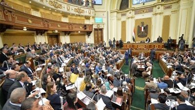 آخرهم منع القبلات.. أغرب 10 طلبات للنواب تحت قبة البرلمان