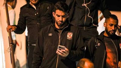 السفير المصري وعبدالحفيظ وعدلي يستقبلون بعثة الأهلي