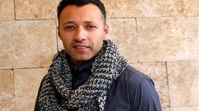 أحمد فهمي يشارك جمهوره بإطلالة جديدة من إسبانيا (صور)