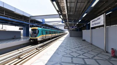 المترو تمد ساعات تشغيل القطارات في رمضان بدءا من الغد