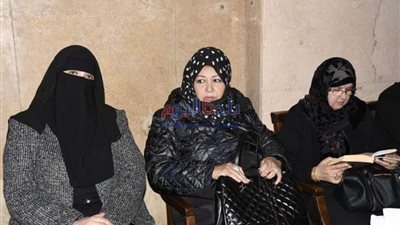 بالصور.. عزاء محمود شعيب شقيق الفنانة عفاف شعيب