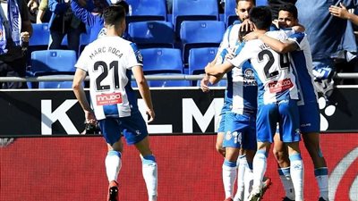 غرناطة يقلب تأخره أمام إسبانيول إلى فوز في الدوري الإسباني