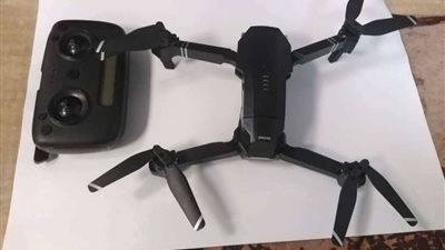 الأمن يحبط محاولة تهريب طائرة تجسس بمطار برج العرب (صور)