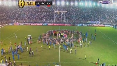 عاجل.. توقف مباراة الأهلي والهلال السوداني