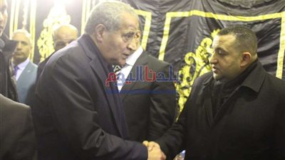 المصيلحي ومعيط يقدمون العزاء في والد الكاتب الصحفي خالد ميري (صور)