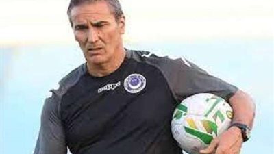 مدرب الهلال يستبعد أحد العناصر الأساسية بالفريق قبل مواجهة الأهلي