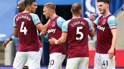 وست هام يتغلب على إيفرتون بثنائية ويخطف المركز الخامس بالدوري الإنجليزي