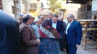 محافظ الشرقية يفاجئ قرية كوم الأشراف بمدينة الزقازيق‎
