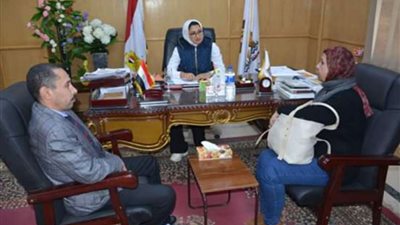 نائب محافظ الوادى الجديد تتابع إجراءات إنشاء بنك الدم بمستشفي الداخلة