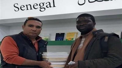 خلال زيارته لمعرض الكتاب.. قيادي بحزب الحرية: نهضة مصر لن تأتي إلا بالعلم والمعرفة