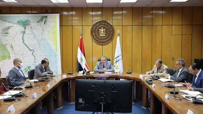 سعفان يلتقي تحالف 3 شركات مصرية لتذليل الصعوبات أمام سفر العمالة الى ليبيا