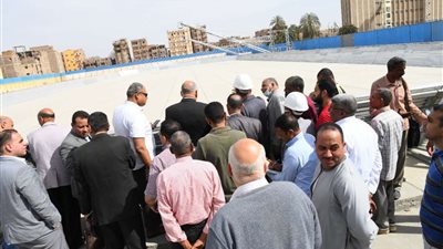 للوقوف على جاهزية الاستعدادات للموسم الجديد.. محافظ قنا يتفقد صوامع وشون تخزين القمح بقوص