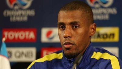 التعاون السعودي يعلن تجديد عقد حارس مرماه حسين شيعان