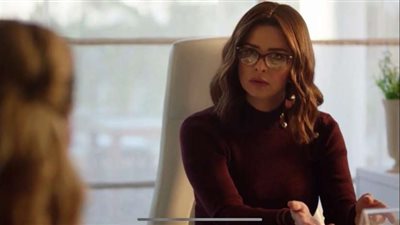 خالد النبوي يضع نور اللبنانية في موقف محرج أمام عائلتها والسبب صادم