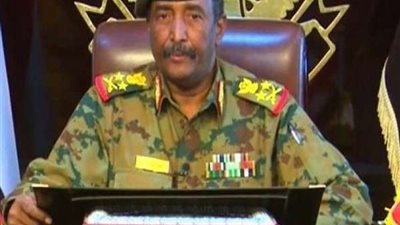 تزامنًا مع زيارة نتنياهو.. البرهان يصل أوغندا لهذا السبب