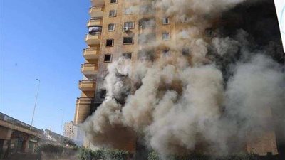 النيابة تباشر التحقيقات في واقعة حريق محل تجاري في حلوان