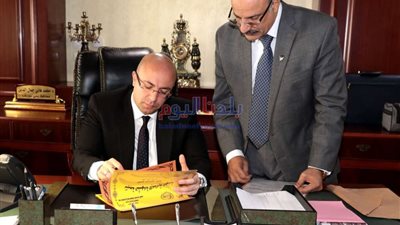 بنسبة نجاح 73.7%.. محافظ بني سويف يعتمد نتيجة الشهادة الإعدادية