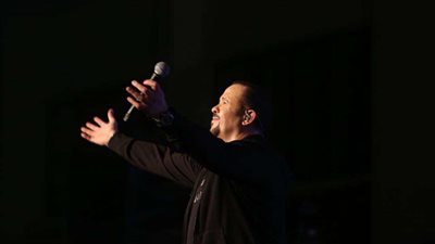 موعد حفلة هشام عباس في القاهرة الجديدة