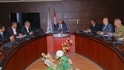 وزير النقل يتابع مستجدات تفعيل جهاز تنظيم النقل البري الداخلي والدولي