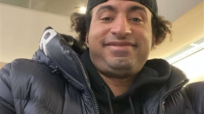 علي ربيع يكشف حقيقة ظهور حساب له على السوشيال ميديا