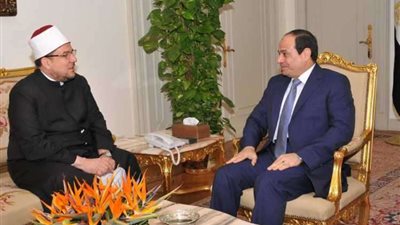 الرئيس السيسي يوجه بإعداد كوادر من المفكرين الدينيين وصانعي الرأي الديني المستنير