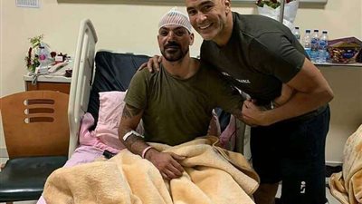 عمرو زكي: أنا لا أعمل مع النادي الأهلي |فيديو